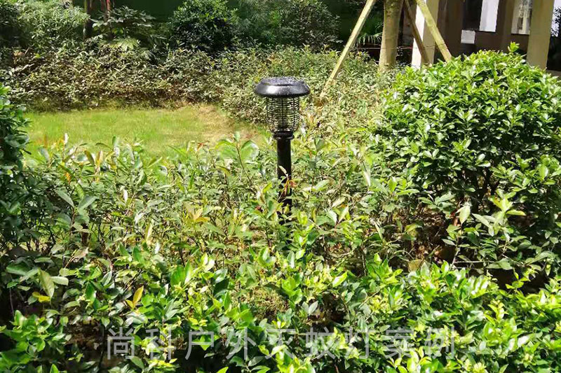 江西大余碧桂園翰盛雅園小區太陽能滅蚊燈案例